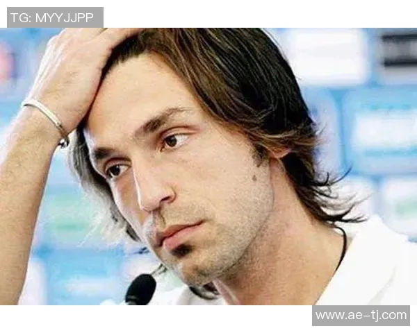 意大利足球明星中谁的颜值最高最受欢迎的帅哥球员盘点